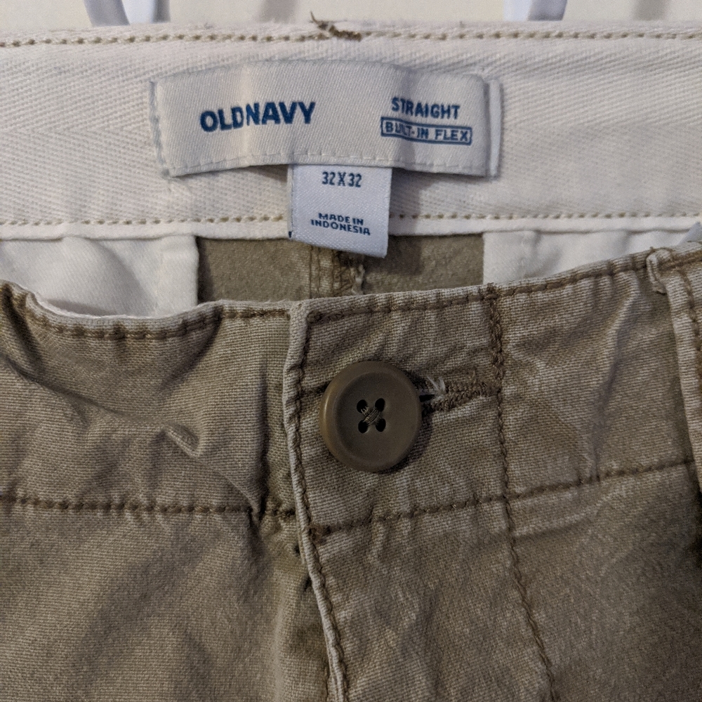 Men's old Navy pants